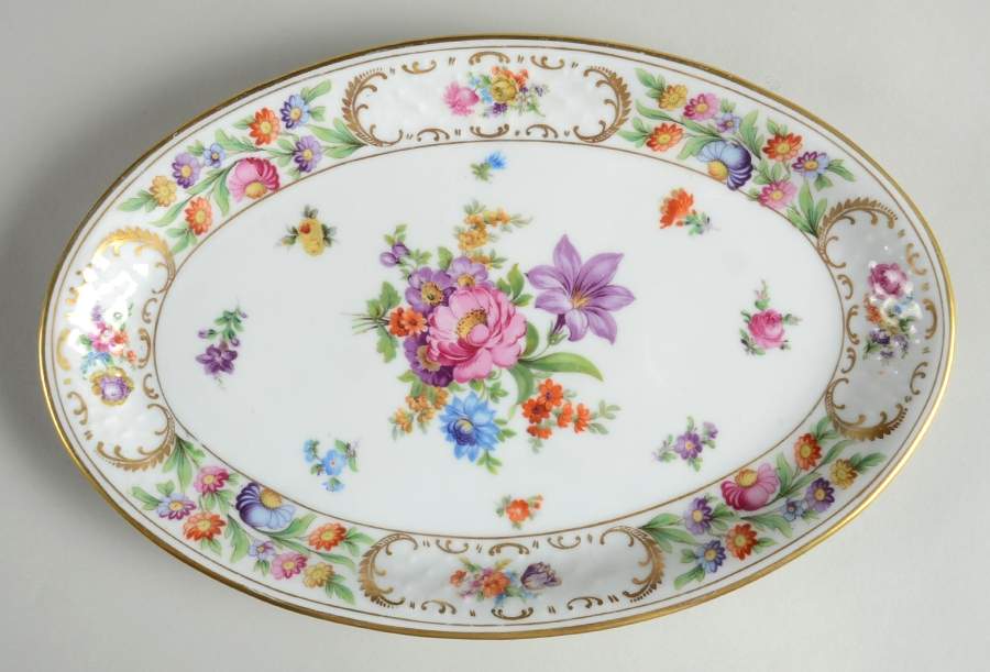 Dresdener Dresdner Art (Smooth) 12" Oval Serving Platter by Schumann - Bavaria-1