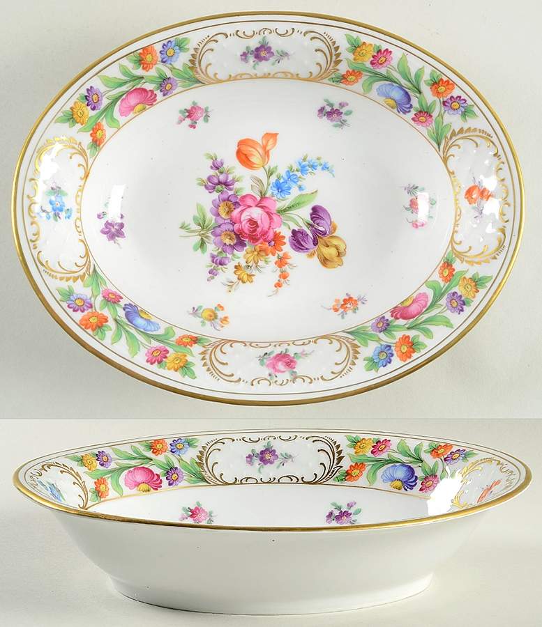 Dresdner Art (Smooth) 9" Oval Vegetable Bowl by Schumann - Bavaria-1