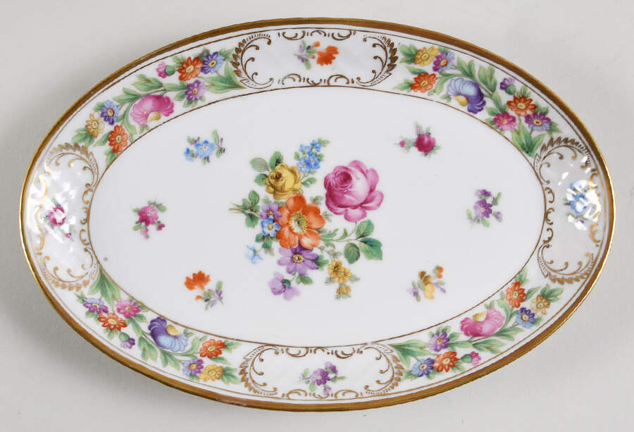 Dresdner Art (Smooth) 10" Oval Serving Platter by Schumann - Bavaria-1