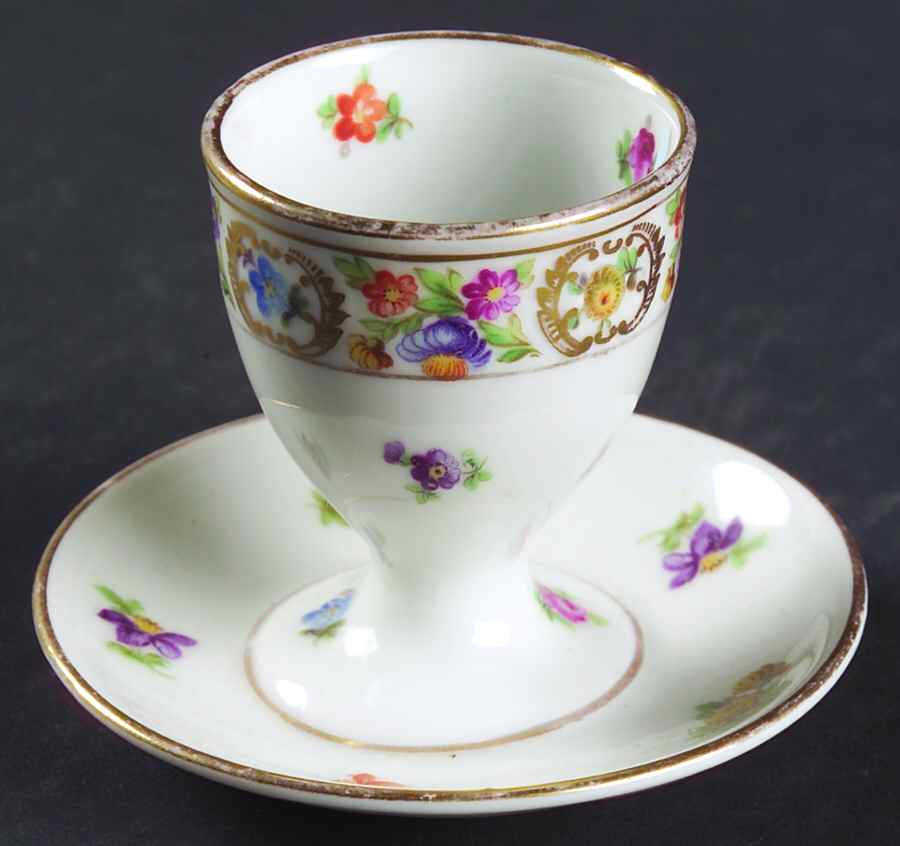 Dresdner Art (Smooth) Egg Cup with Attached Underplate by Schumann - Bavaria-1