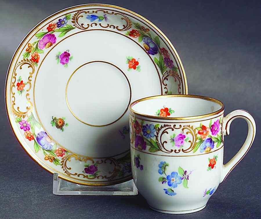 Dresdner Art (Smooth) Flat Demitasse Cup & Saucer Set by Schumann - Bavaria-1