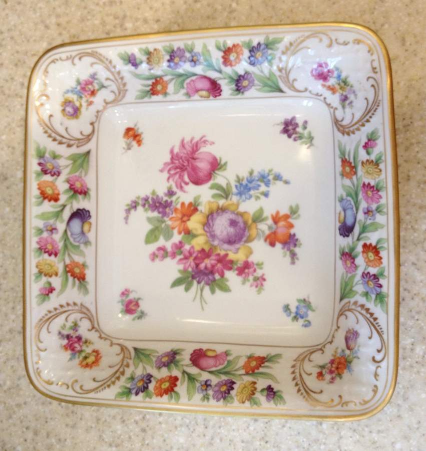 Dresdener Dresdner Art (Smooth) 9" Square Vegetable Bowl by Schumann - Bavaria-1