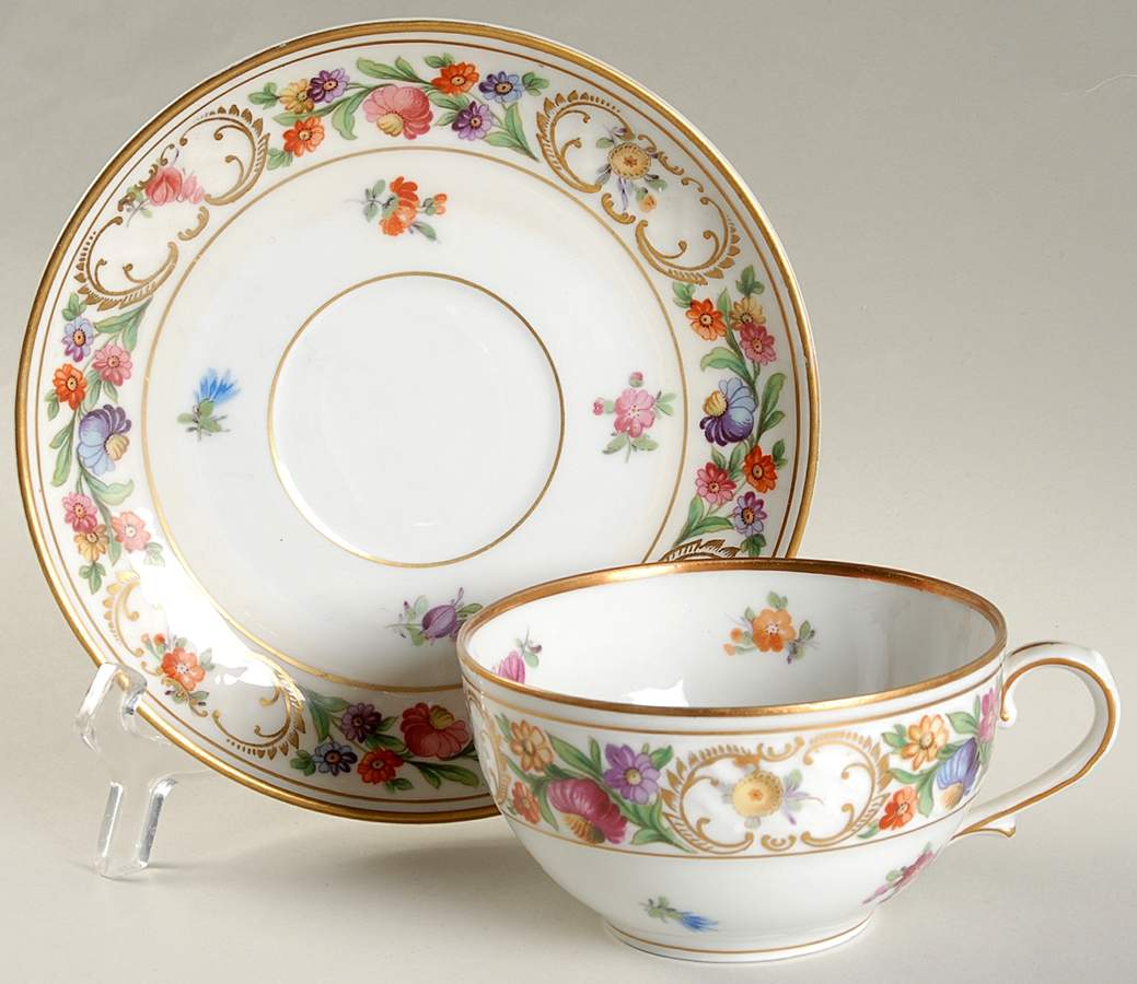 Dresdner Art (Smooth) Flat Cup & Saucer Set by Schumann - Bavaria-1