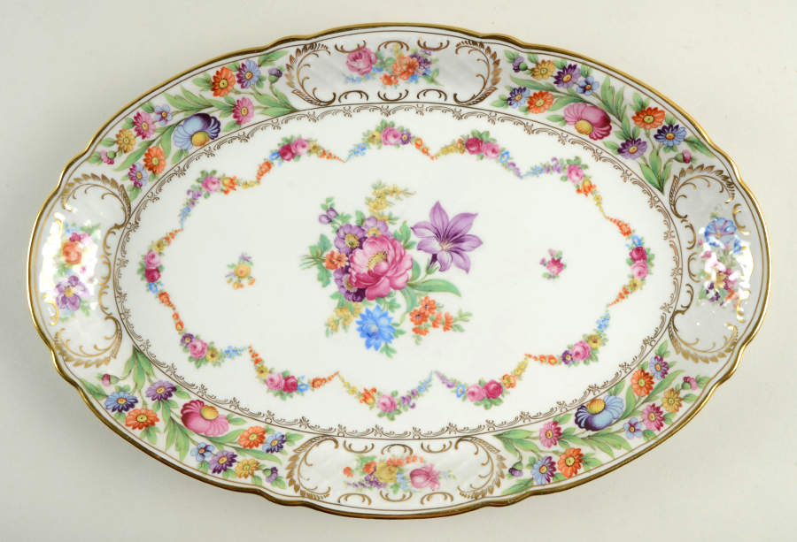 Dresden Garland 15" Oval Serving Platter by Schumann - Bavaria-1