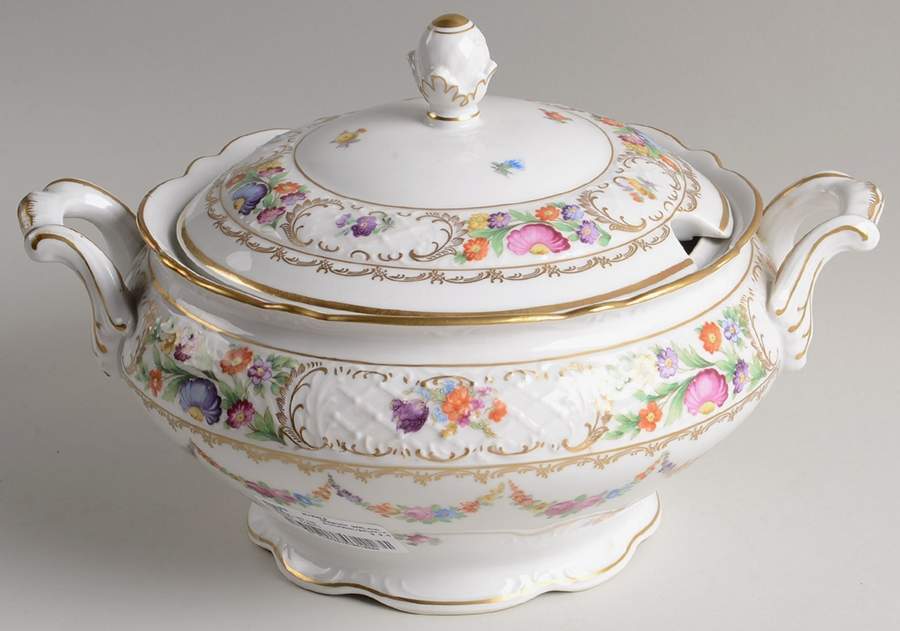 Dresden Garland Tureen &  Lid by Schumann - Bavaria-1