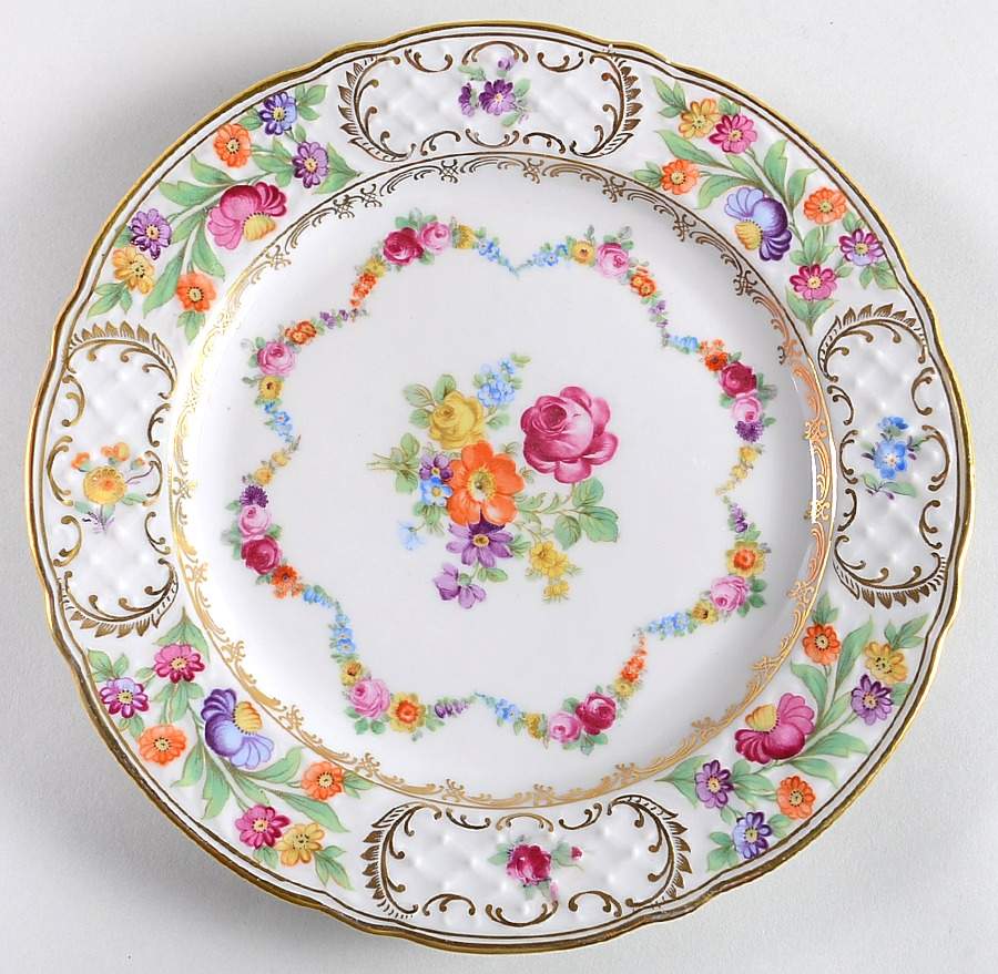 Dresden Garland Luncheon Plate by Schumann - Bavaria-1