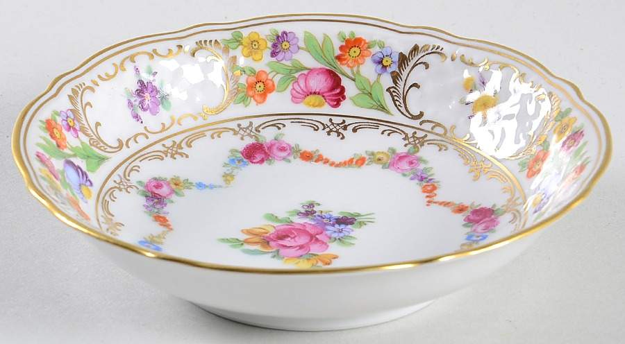 Dresden Garland Fruit/Dessert (Sauce) Bowl by Schumann - Bavaria-1