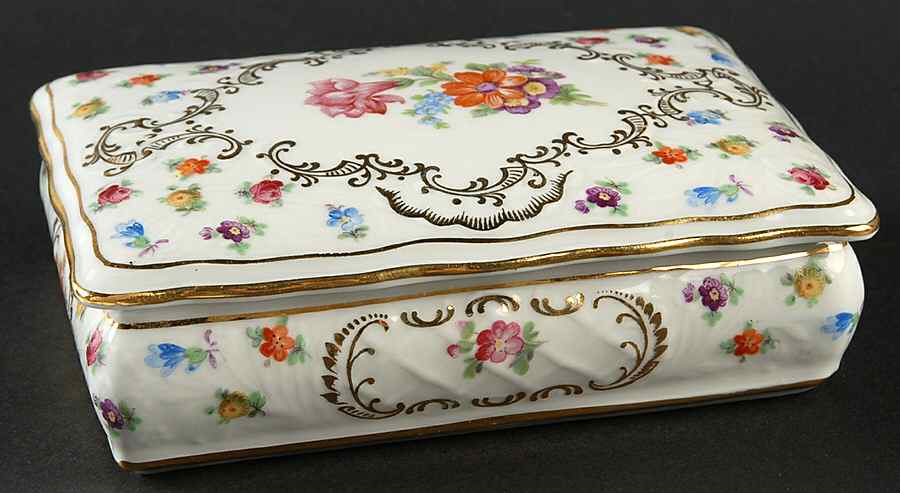 Empress Dresden Flowers Cigarette Box & Lid by Schumann - Bavaria-1