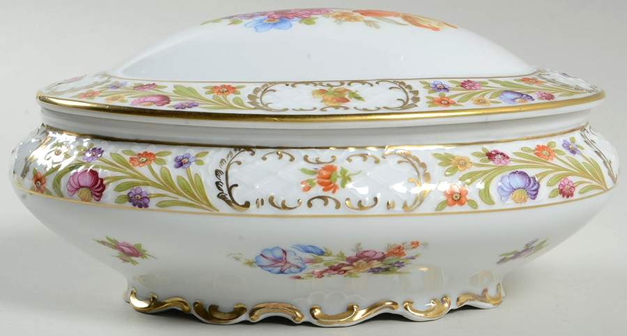 Empress Dresden Flowers Oval Box & Lid by Schumann - Bavaria-1