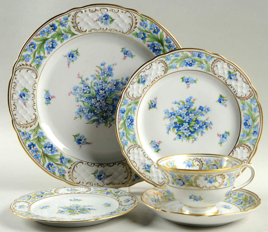 Forget Me Not (Rim, Not Pierced) 40 Piece Estate Set by Schumann - Bavaria-1