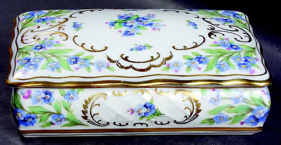 Forget Me Not (Rim, Not Pierced) Cigarette Box & Lid by Schumann - Bavaria-1