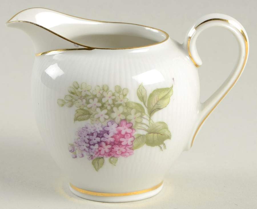 Lilac Time Individual Creamer by Schumann - Bavaria-1