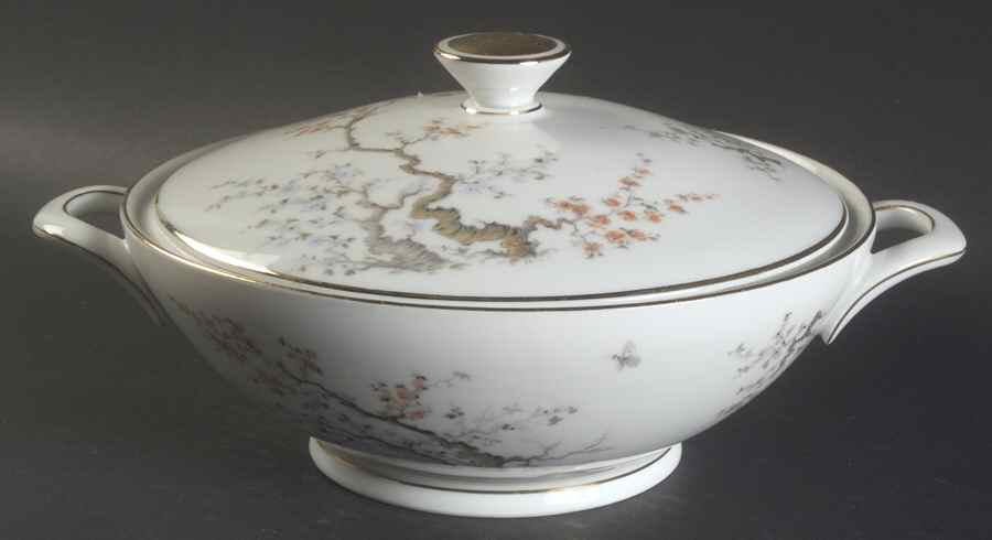 Mandarin Round Covered Vegetable by Schumann - Bavaria-1