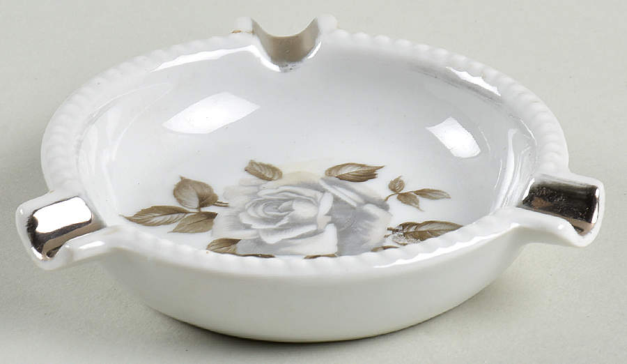 Moon Rose 4" Ashtray by Schumann - Bavaria-1
