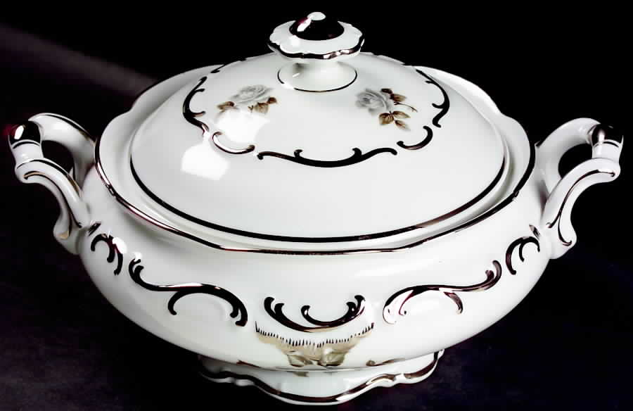 Moon Rose Round Covered Vegetable by Schumann - Bavaria-1