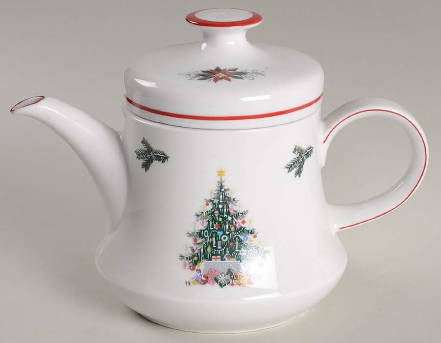 Noel Teapot & Lid by Schumann - Bavaria-1