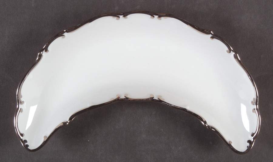 Platinum Elegance Bone Dish by Schumann - Bavaria-1