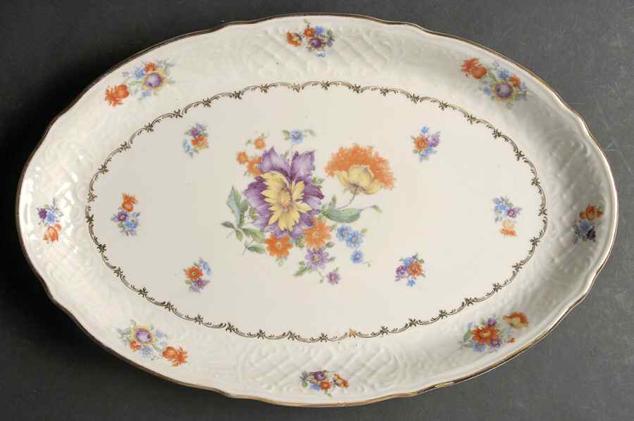 SCH18 14" Oval Serving Platter by Schumann - Bavaria-1