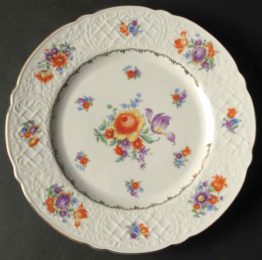 SCH18 Large Dinner Plate by Schumann - Bavaria-1