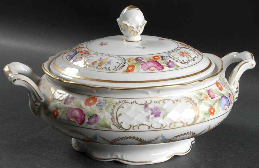 SCH2 Round Covered Vegetable by Schumann - Bavaria-1