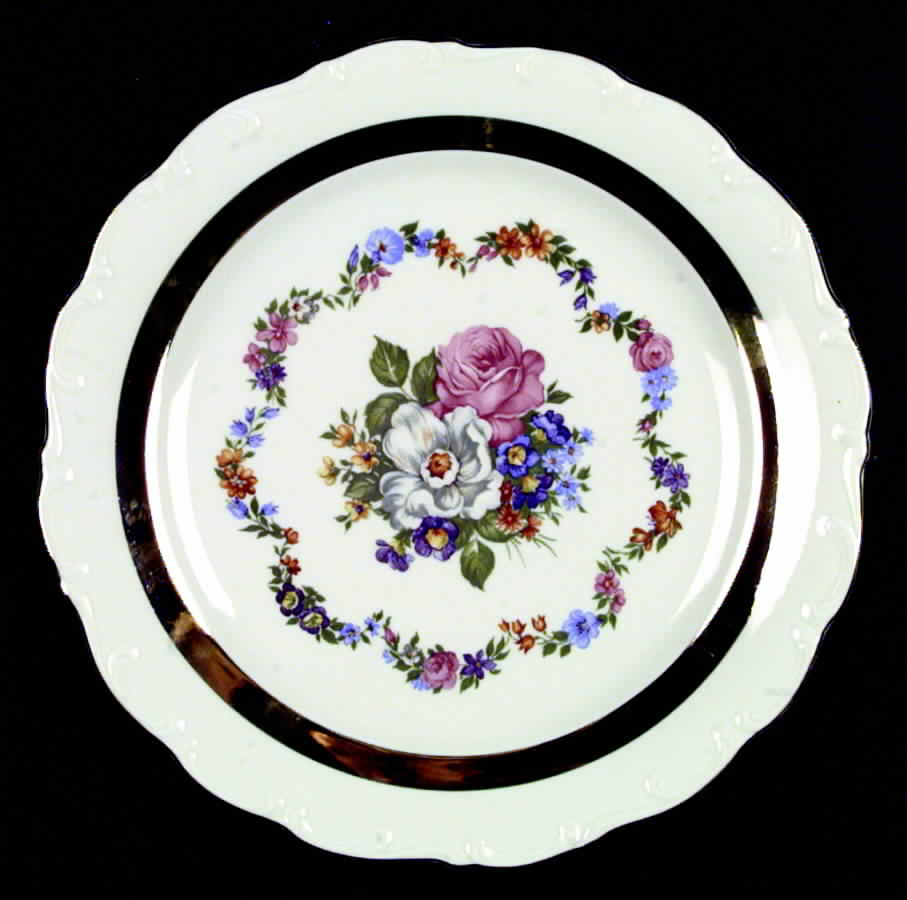 SCH32 Dinner Plate by Schumann - Bavaria-1