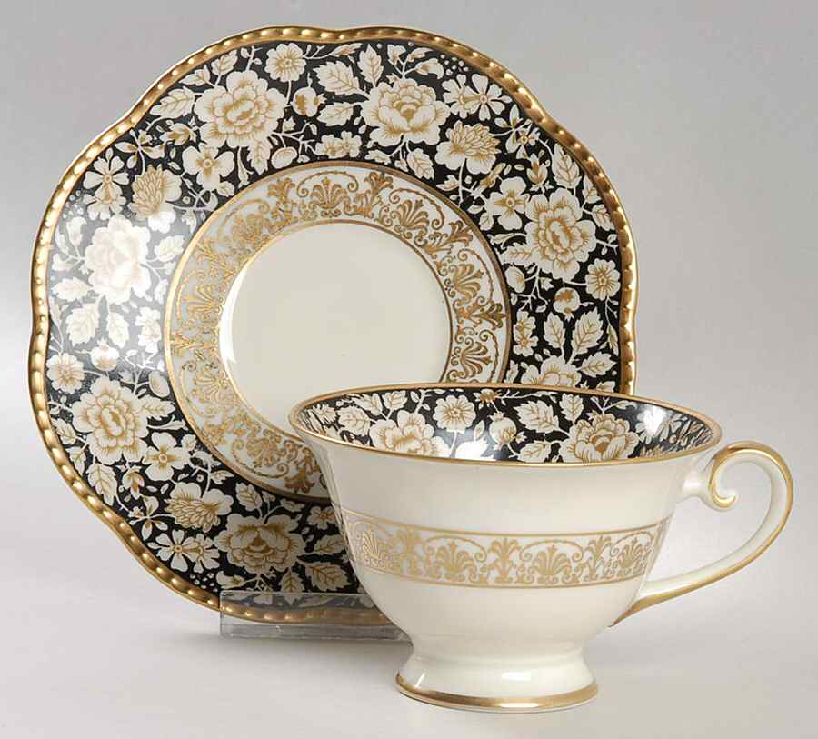 25076 Black Footed Cup & Saucer Set by Schumann - Bavaria-1