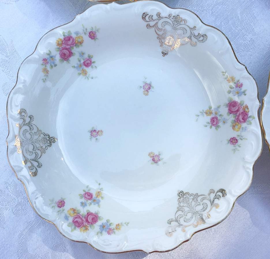 SCH38 9" Round Vegetable Bowl by Schumann - Bavaria-1