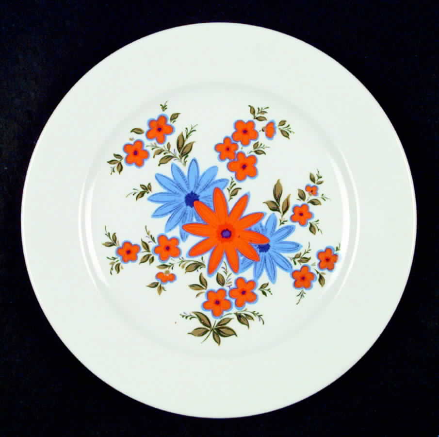 SCH51 Dinner Plate by Schumann - Bavaria-1
