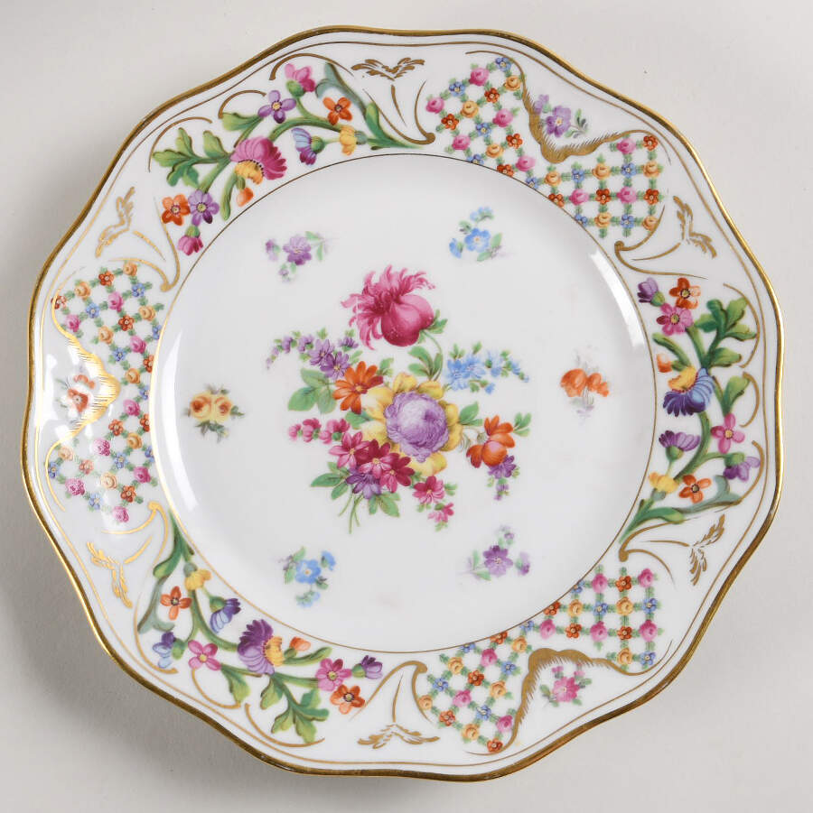 SCH55 Dinner Plate by Schumann - Bavaria-1