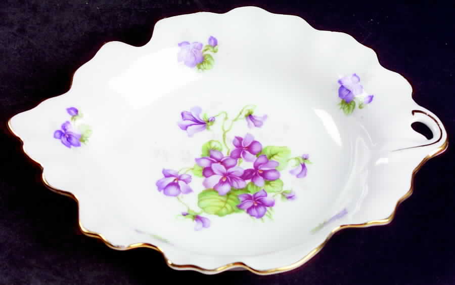 Violette (Gold Trim) Leaf Shaped Dish by Schumann - Bavaria-1