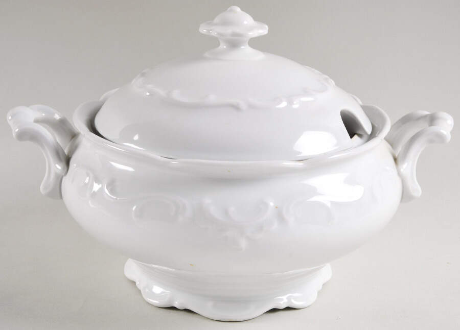 White Elegance Tureen &  Lid by Schumann - Bavaria-1