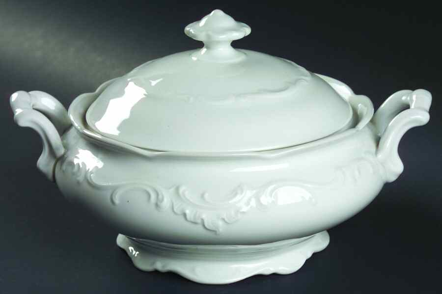 White Elegance Round Covered Vegetable by Schumann - Bavaria-1