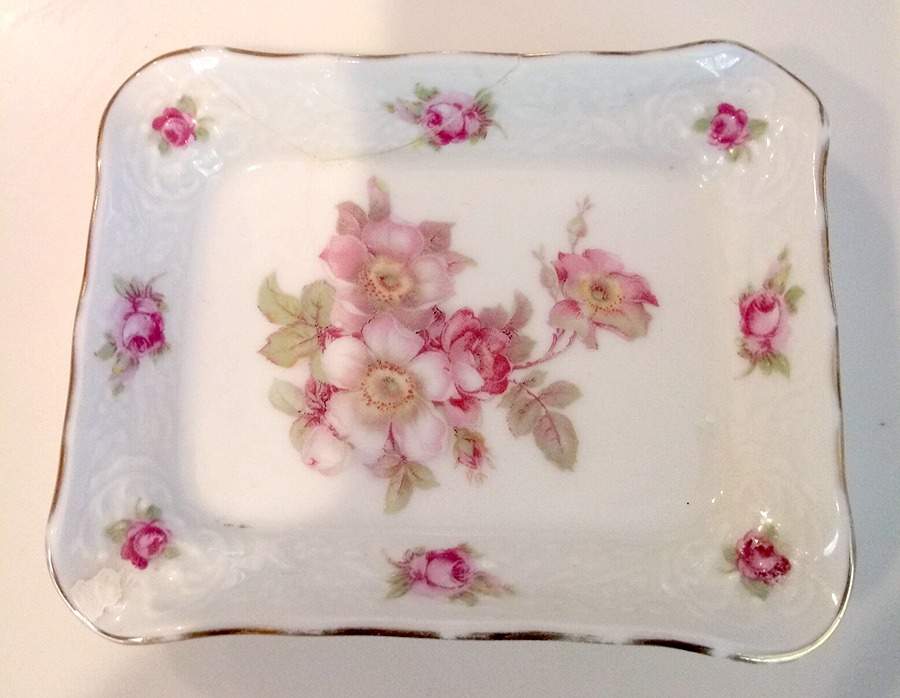 Wild Rose Scalloped (Coupe) 4" Ashtray by Schumann - Bavaria-1