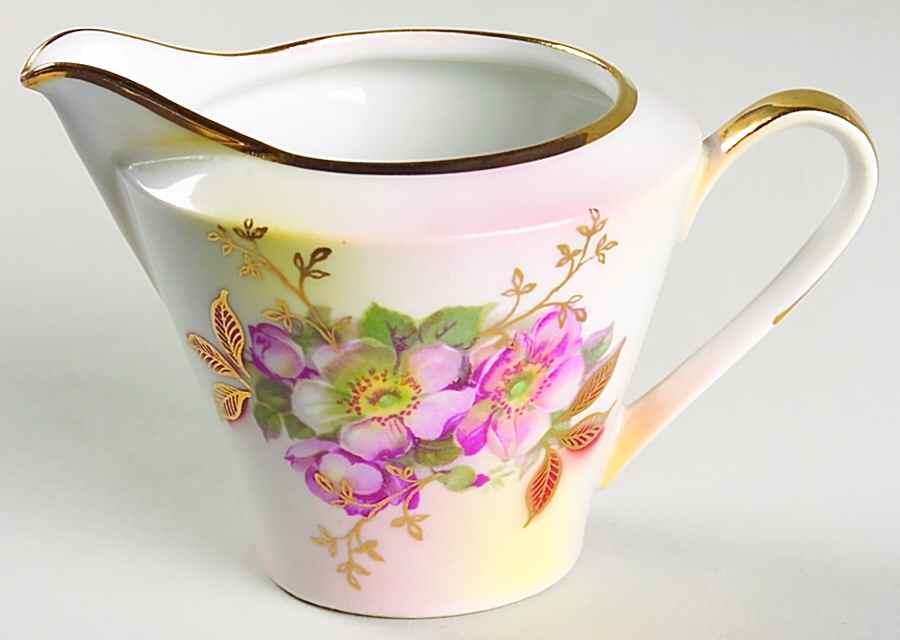 Wild Rose (Smooth) Creamer by Schumann - Bavaria-1