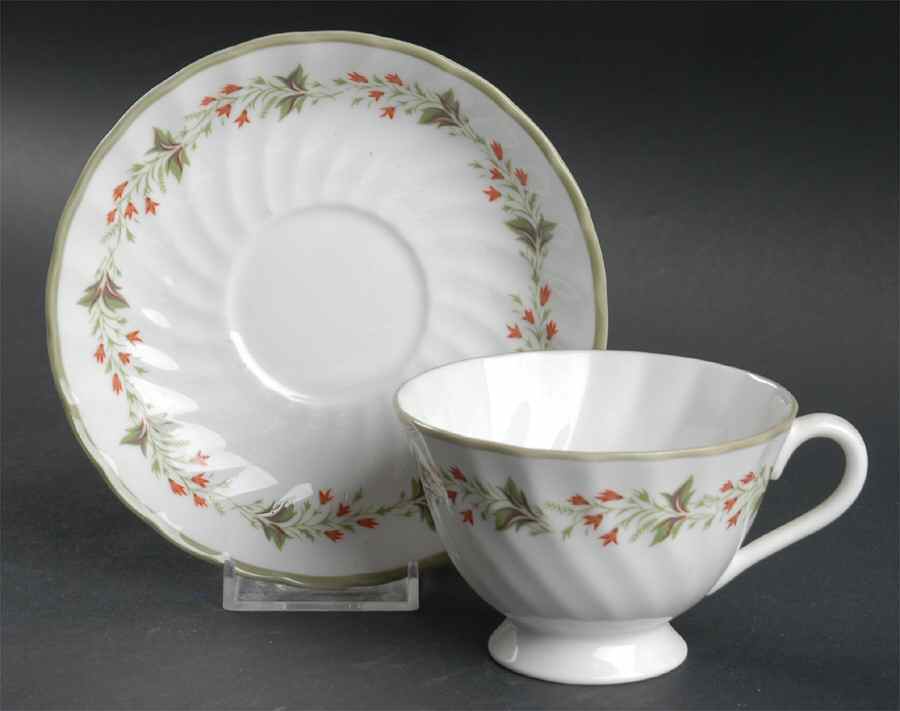 Chatsworth Footed Cup & Saucer Set by Susie Cooper-1