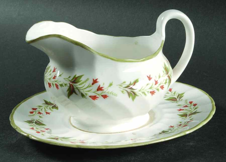 Chatsworth Gravy Boat with Attached Underplate by Susie Cooper-1