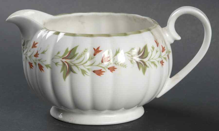 Chatsworth Creamer by Susie Cooper-1