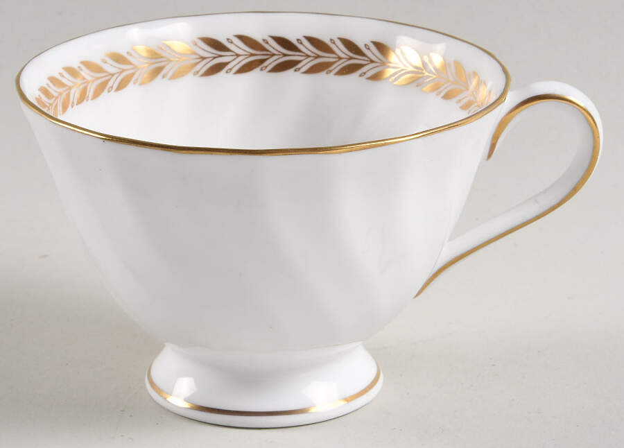 SCO5 Footed Cup by Susie Cooper-1