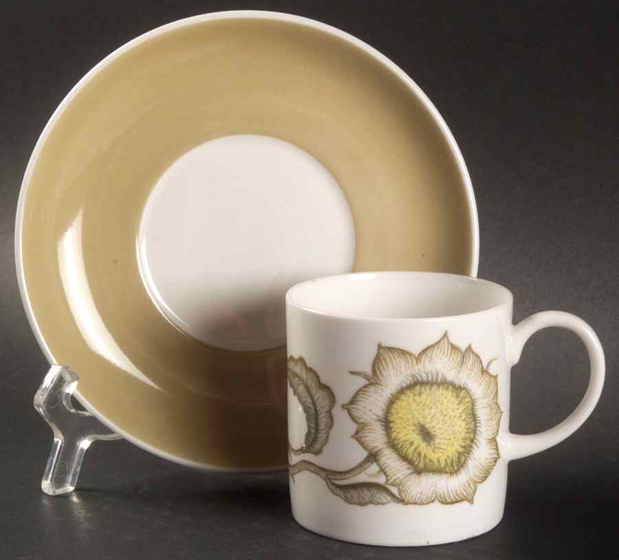 Sunflower Flat Cup & Saucer Set by Susie Cooper-1
