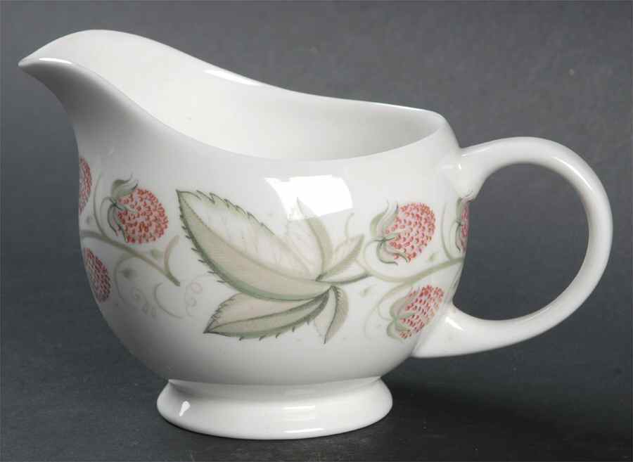Wild Strawberry Creamer by Susie Cooper-1