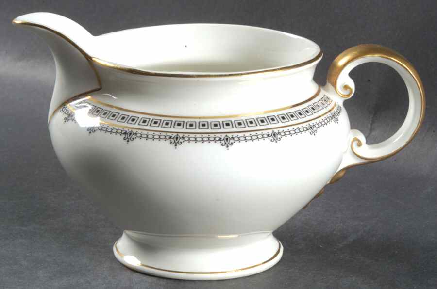 Domino Creamer by Scherzer-1