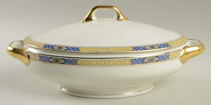 Sevilla Oval Covered Vegetable by Scherzer-1