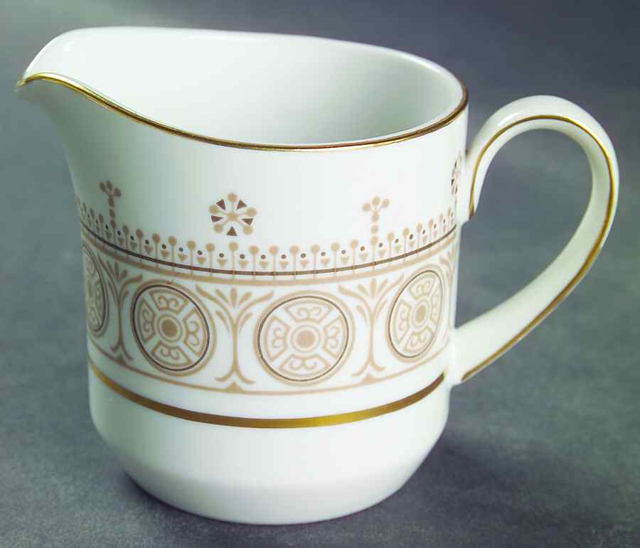 Aquarius Creamer by Sears-1
