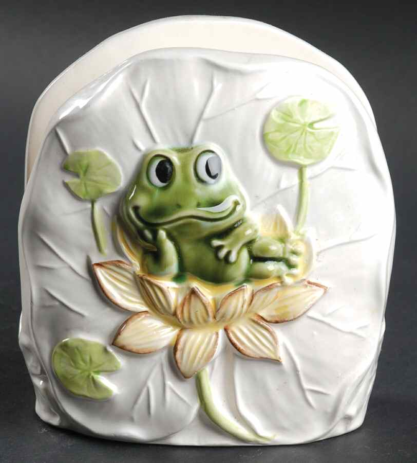 Frog Family Napkin Holder by Sears-1