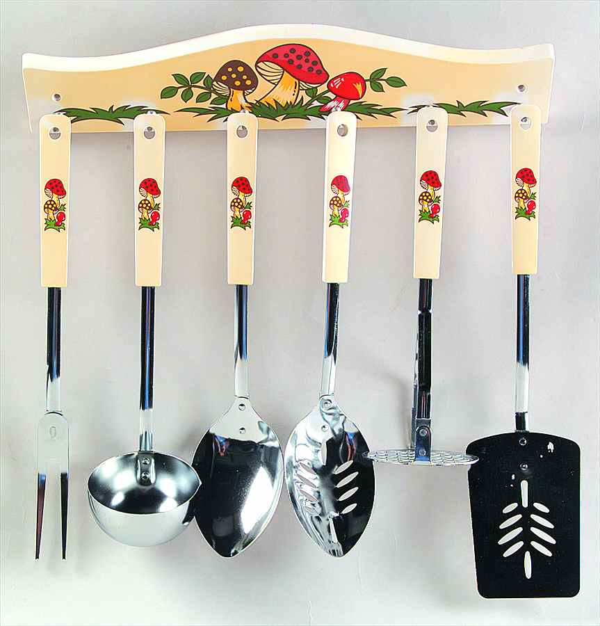 Merry Mushroom 7 Piece Metal & Plastic Kitchen Tool Set by Sears-1
