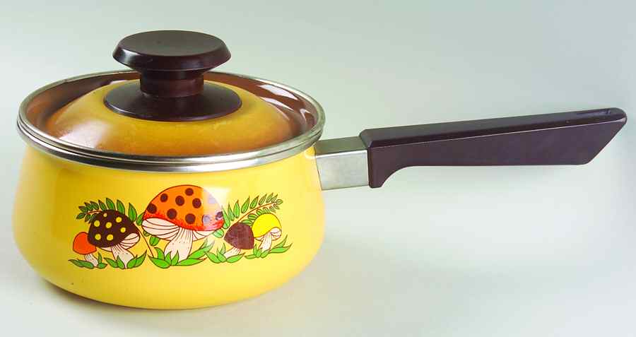 Merry Mushroom 1.5 Quart Metal Covered Saucepan by Sears-1