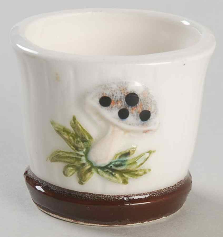 Merry Mushroom Miniature Ornamental Utensil Holder by Sears-1