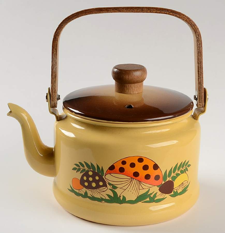 Merry Mushroom Metal Kettle & Lid by Sears-1