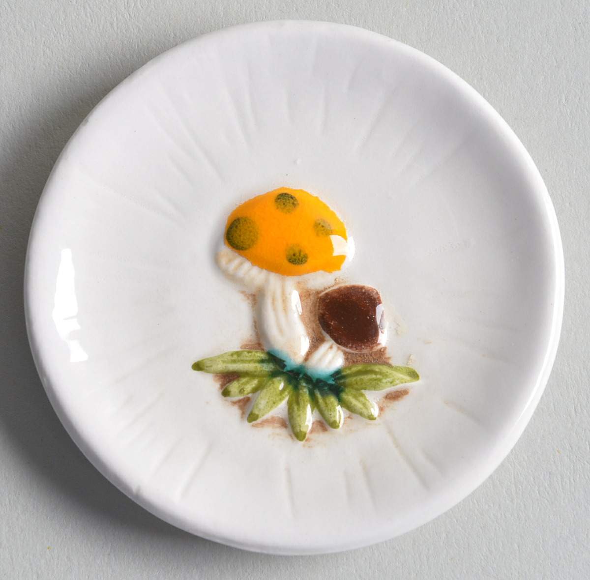 Merry Mushroom Miniature Plate by Sears-1