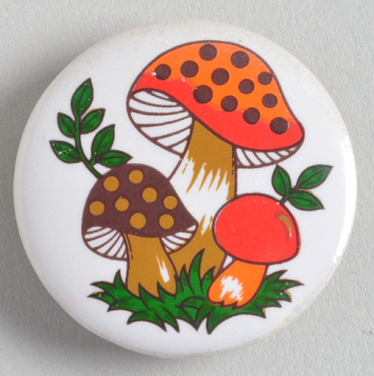 Merry Mushroom Magnet by Sears-1